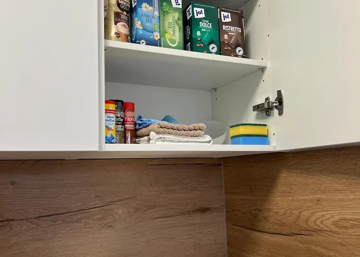 Schoene Gemuetliche Wohnung, In Ruhiger Lage Apartamento